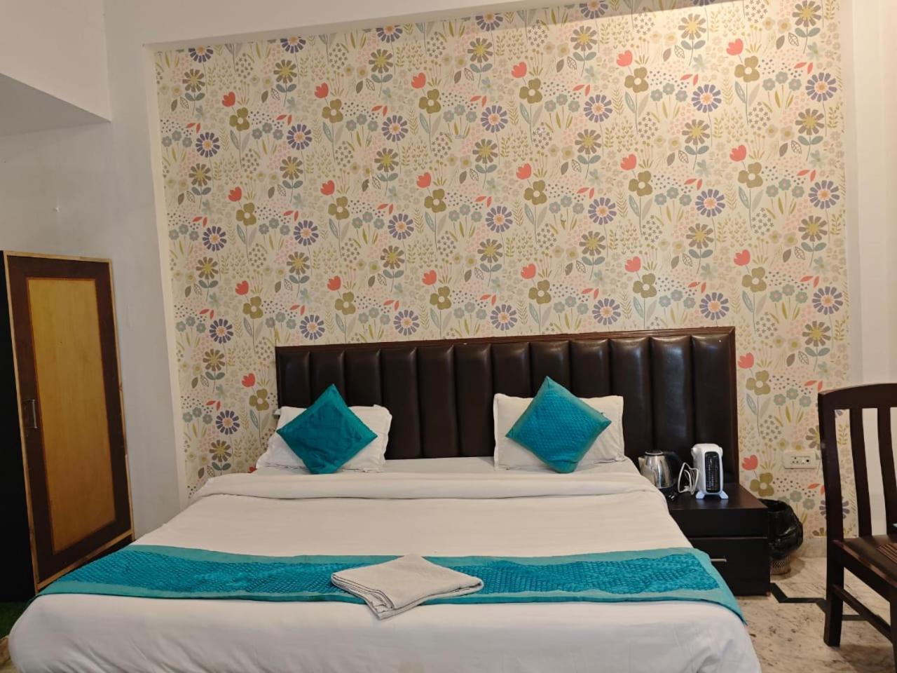 Hotel Shivanta Residency Rishikesh Bagian luar foto